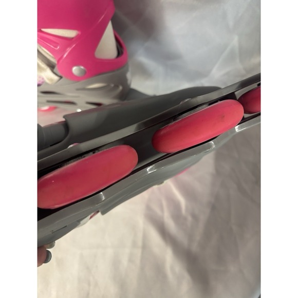 Bladerunner inline skates for kids size 5-8 - Picture 3 of 5